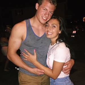 Meet your Posher, Taylor